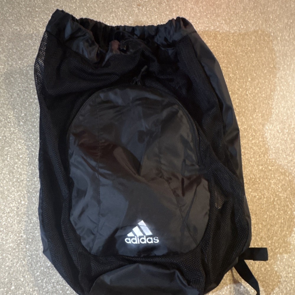 adidas Black Polyester Gym Bag Drawstring Zip Adjustable Strap 2 Pockets