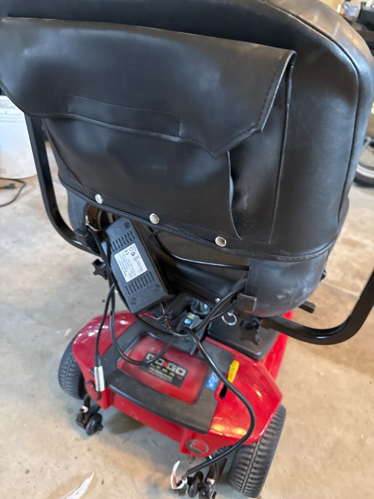 Go go 3 Wheel Mobility Scooter - Red