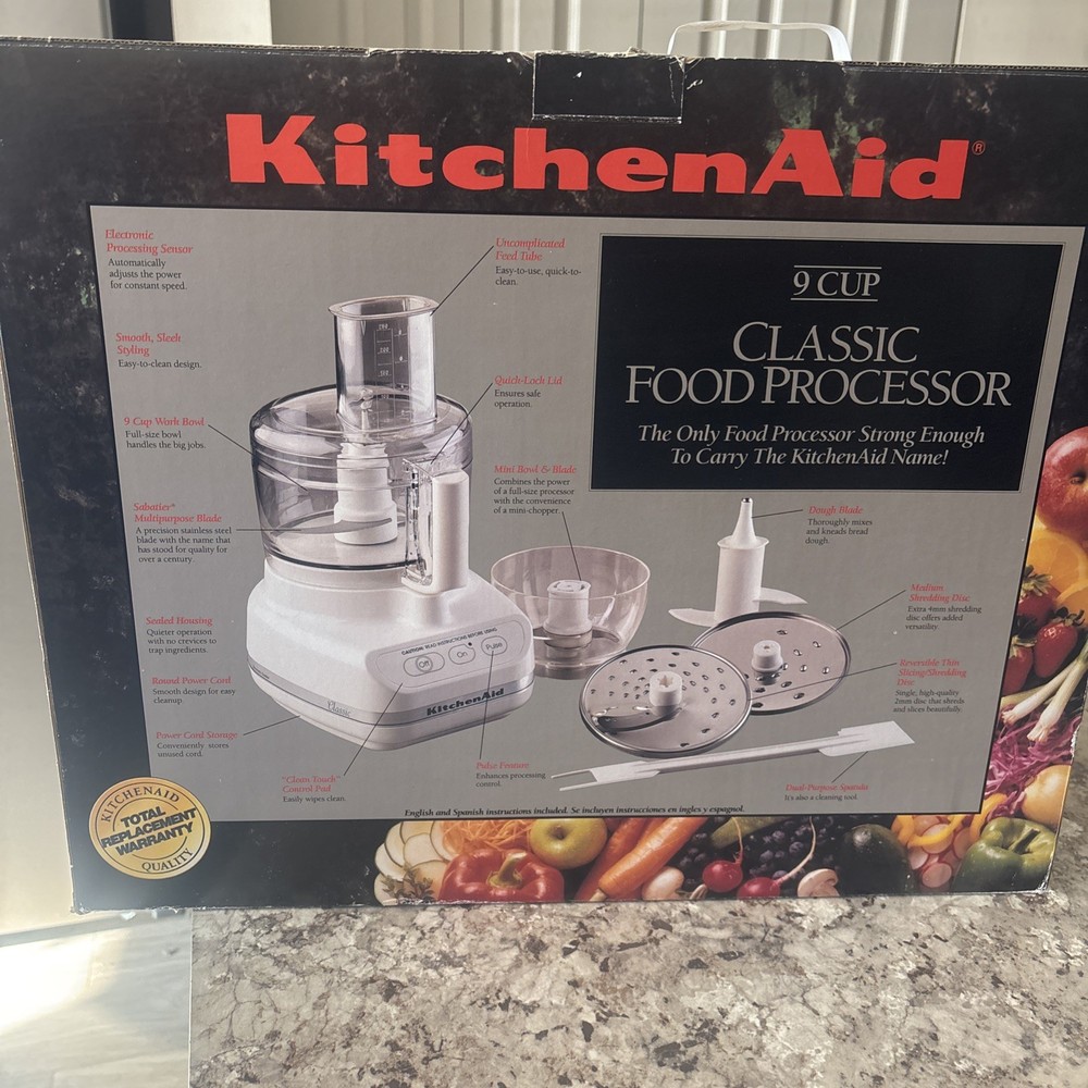 KitchenAid KFP500WH Classic 9 Cup Food Processor White Complete Set W/Box EUC