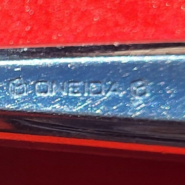 Oneida ACT 1 One Glossy Stainless Heirloom Cube Silverware Choice Flatware