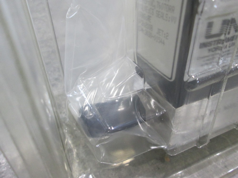 Unit, UFC-1100, Mass Flow Controller, He, 300 SCCM, New