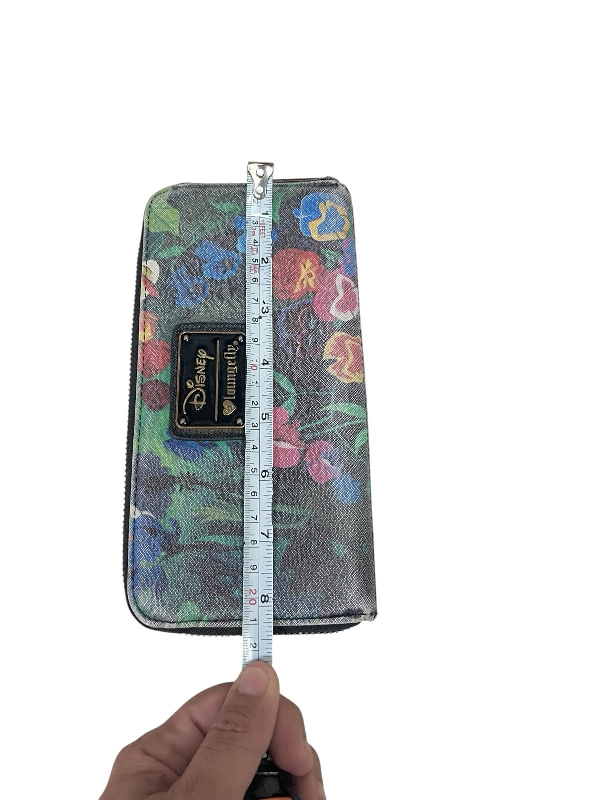 Loungefly Disney Alice in Wonderland Garden Zip Around Wallet Sold Out Retired