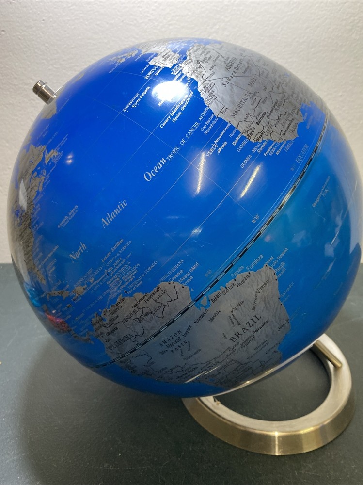 Full Circle Vision Blue & Silver Desktop World Globe 33cm Tall