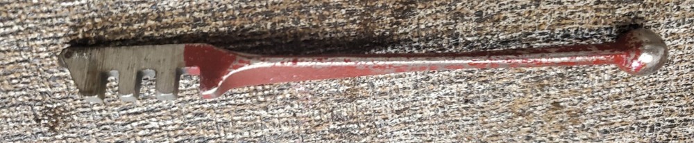 Vintage GLASS CUTTERS RED DEVIL 