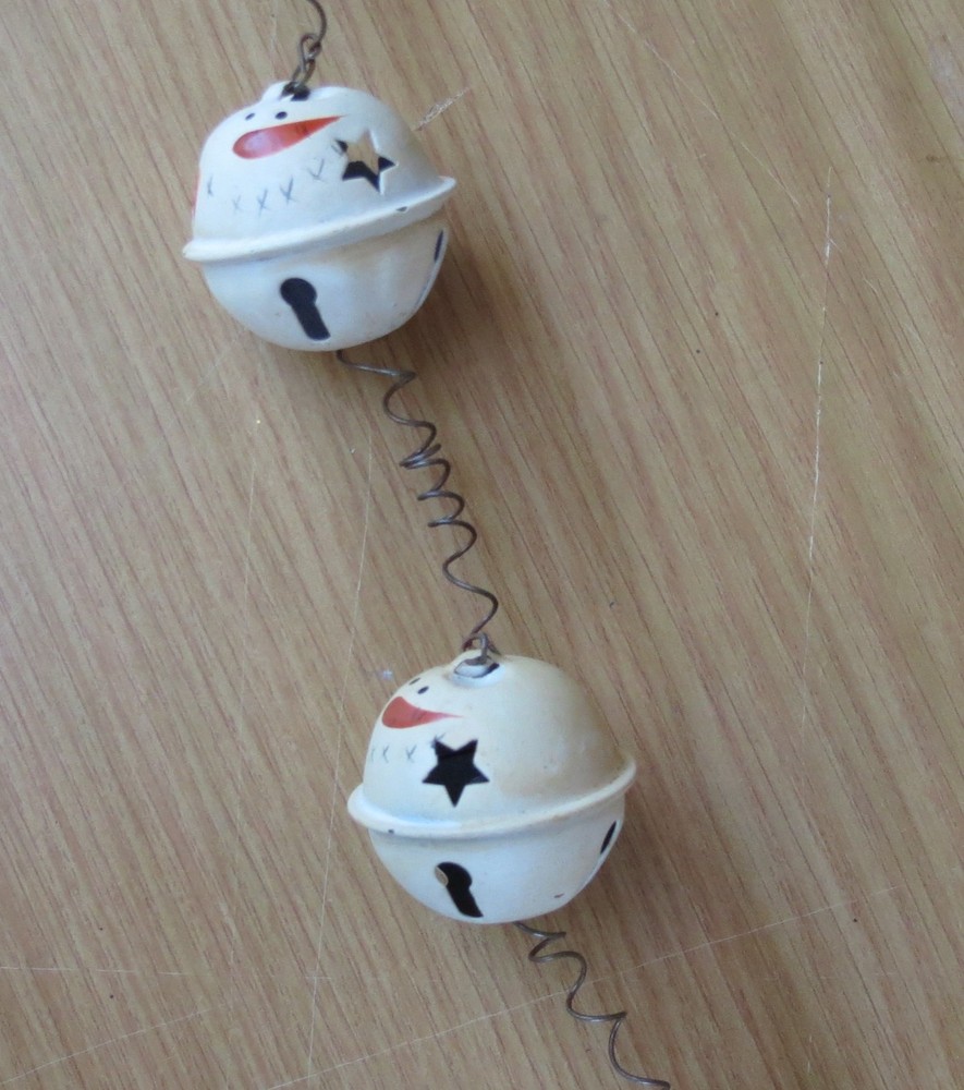 Unbranded Primitive Snowman Jingle Balls String