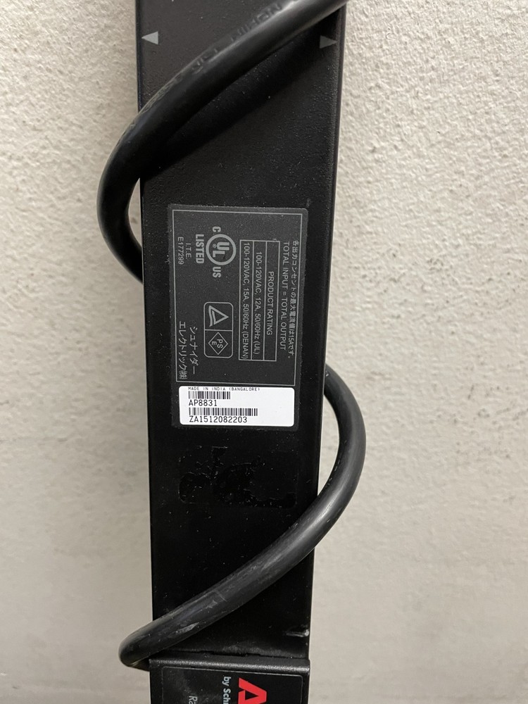 APC AP8831 Metered Rack Power Distribution Unit