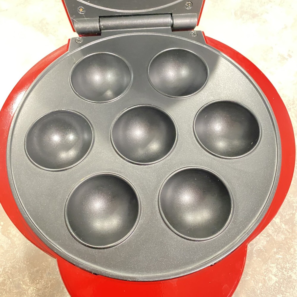 Keebler Cake Pop Maker Non Stick CPM-1K Red