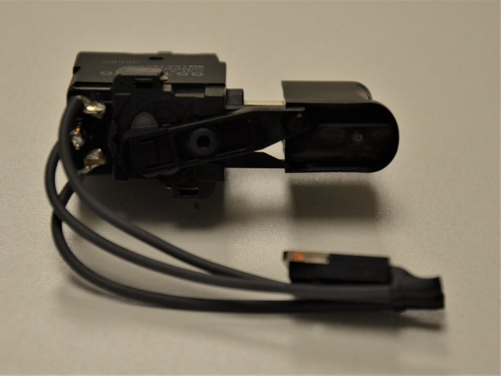 MAKITA - REPLACEMENT 651939-6 SWITCH - NOS