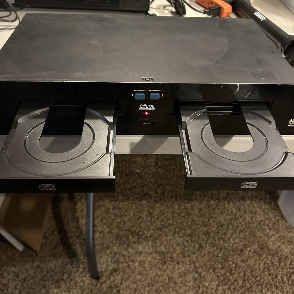 Gemini CD-210 Professional Dual CD Player - Power supply