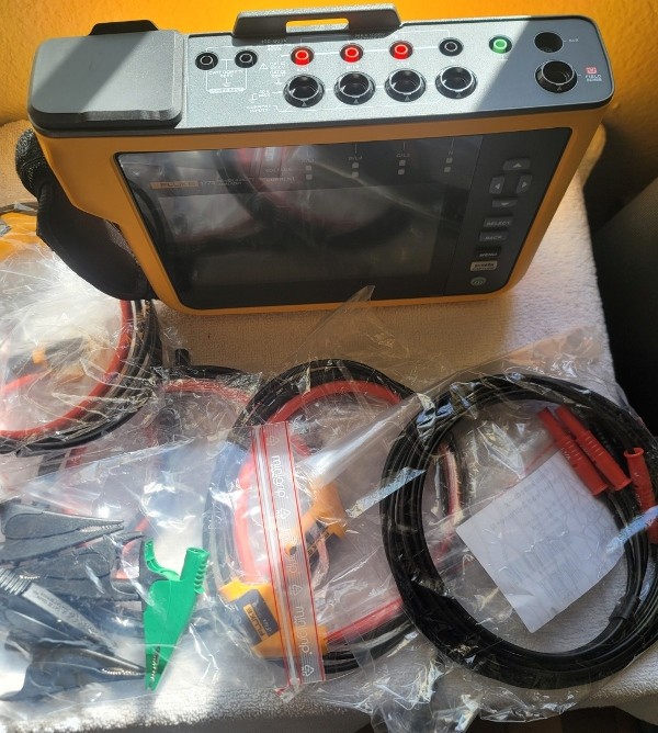 Fluke 1773 Three-Phase Power Quality Analyzer, 8 kV