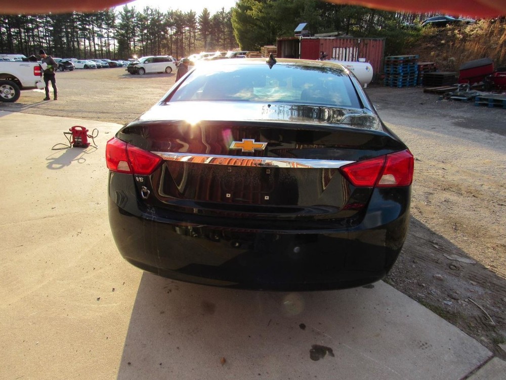 IMPALA 2018 Glove Box 1012372