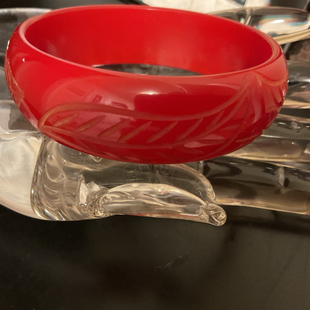 Bakelite bangle bracelet