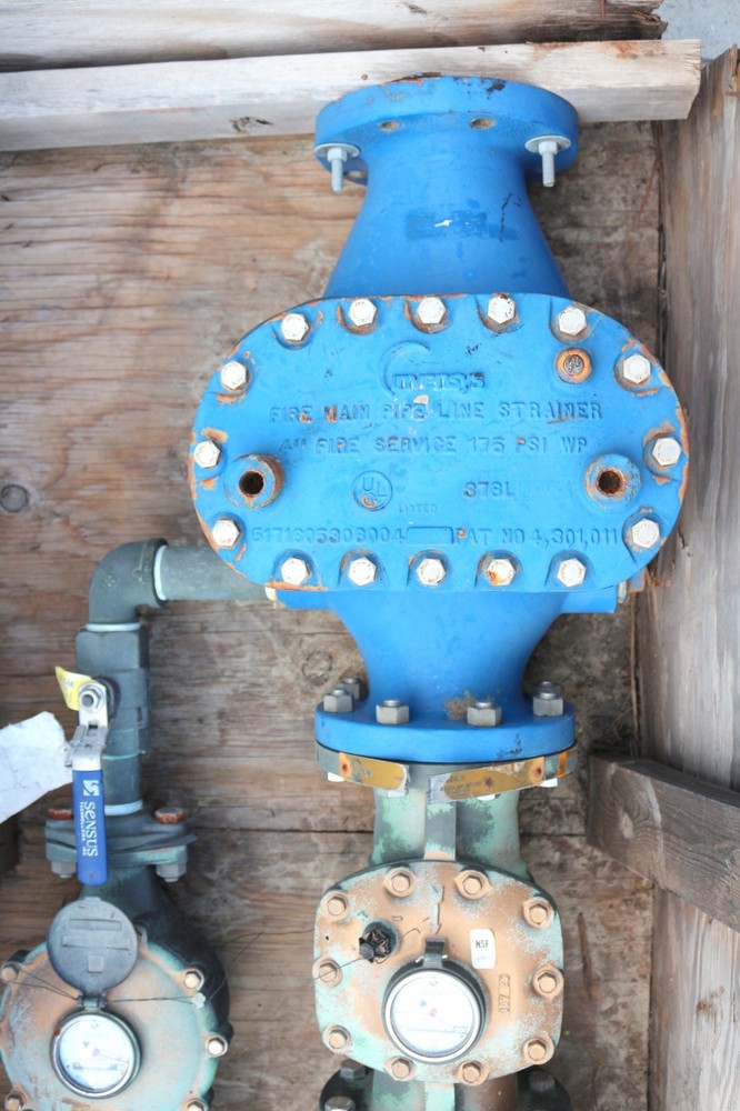 SENSUS Metering System 4" Fireline w/ 1.5" SR Fire Main Pipeline Strainer