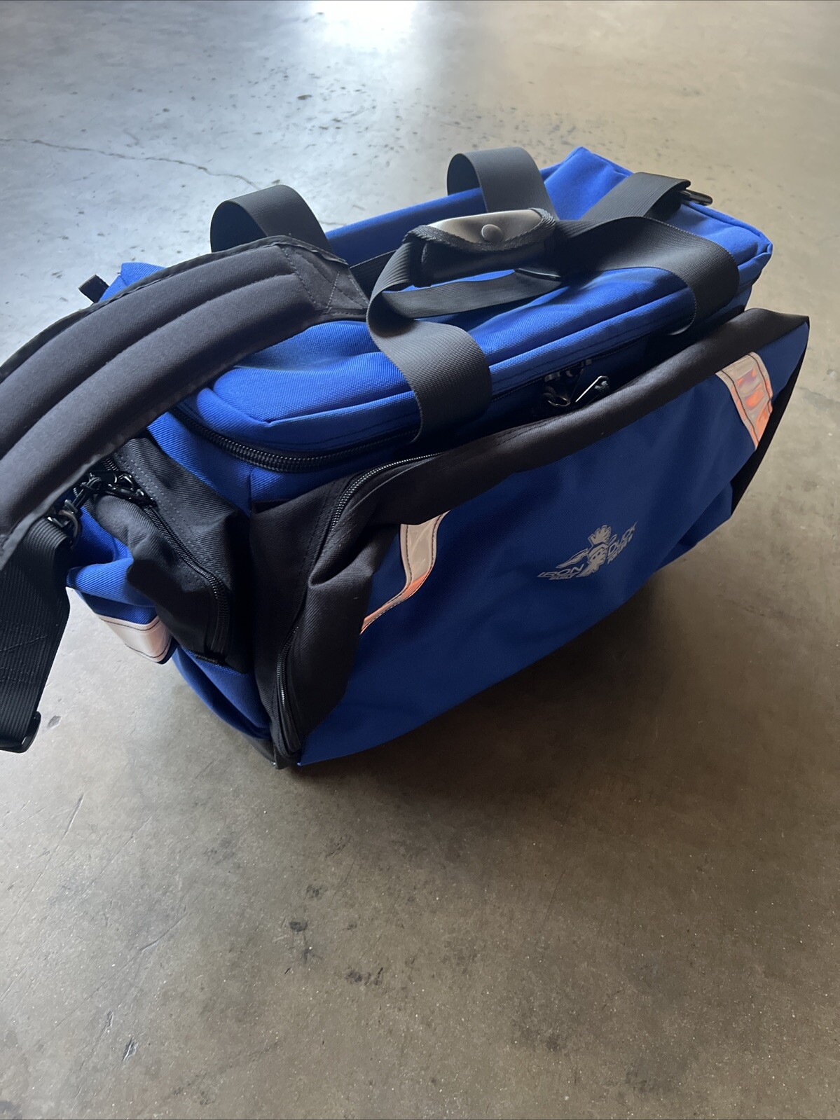BreathSaver Plus O2 Bag by Iron Duck Blue