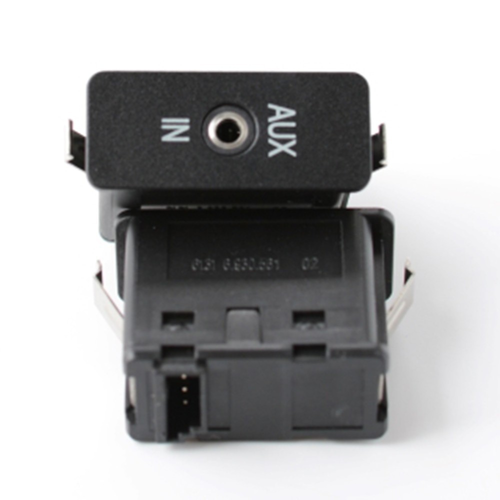 OE Number 6930561 AUX Audio Socket for X Series E60 E61 E81 E87 E90