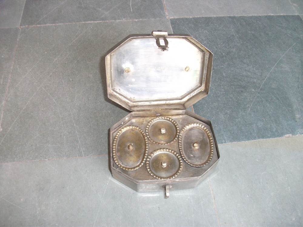 Vintage Brass Handcrafted Solid 4 Compartment Betel Nut Box