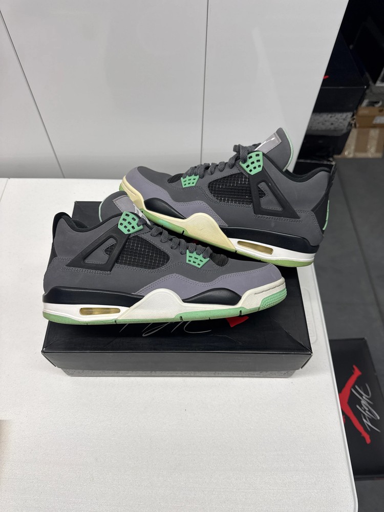 Jordan 4 Green Glow (9.5)