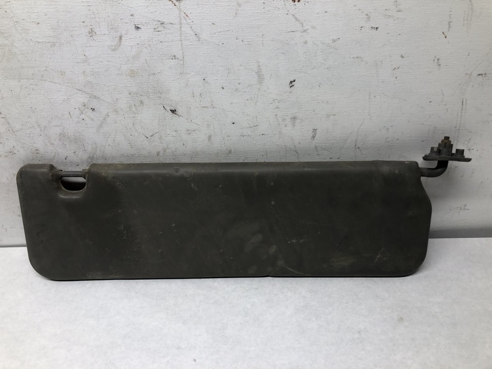 Kenworth T800 Right/Passenger Interior Sun Visor - Used