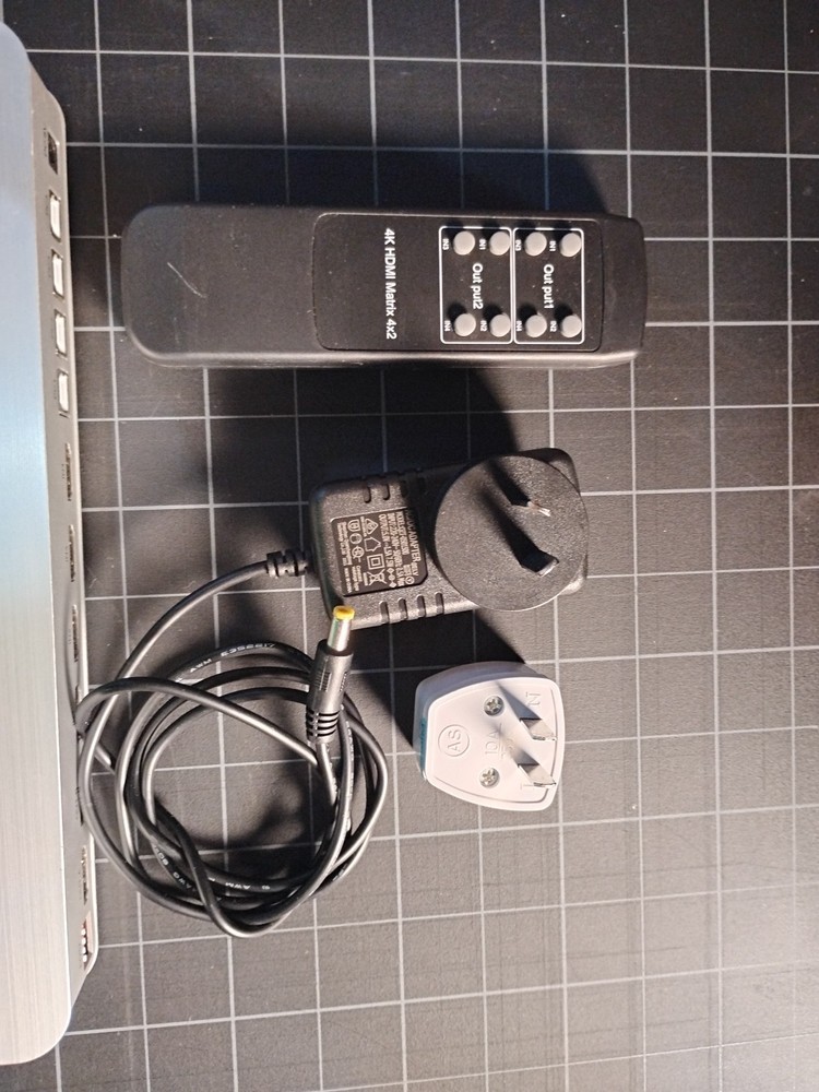 HDMI 4 X 2 KVM Matrix Box With Remote