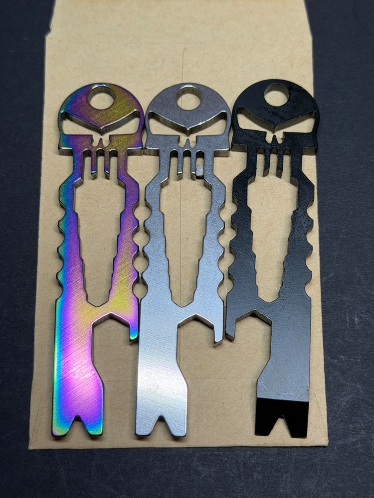 EDC-PUNISHER 6-In-1 COMPACT KEYCHAIN MULTI-TOOL