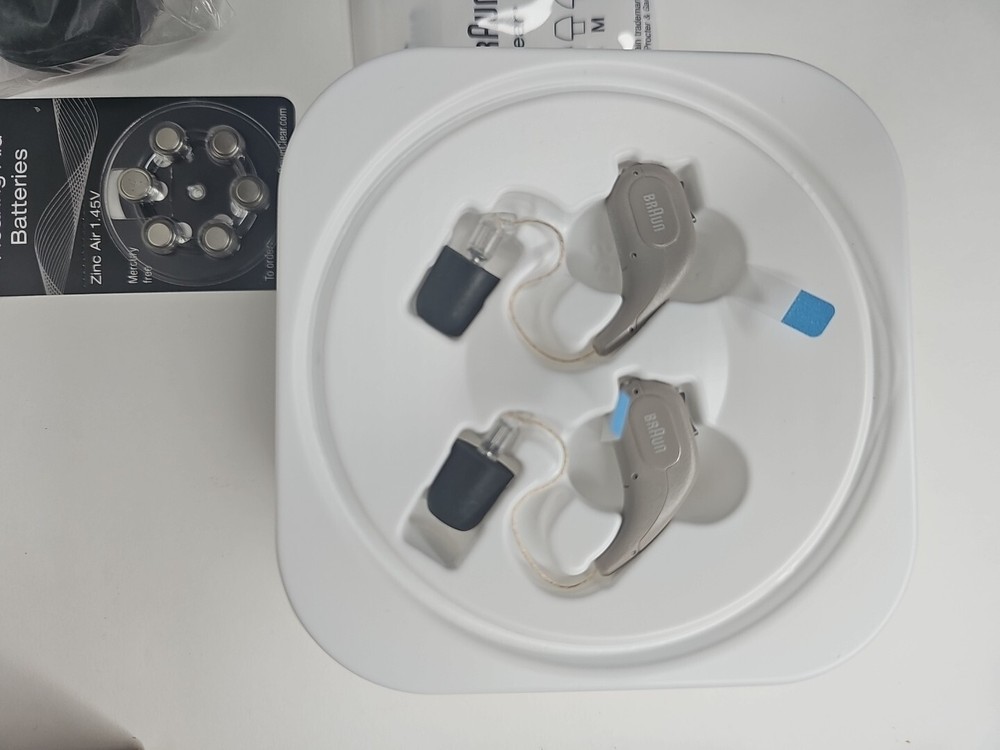 Braun Hearing Aid's Kit