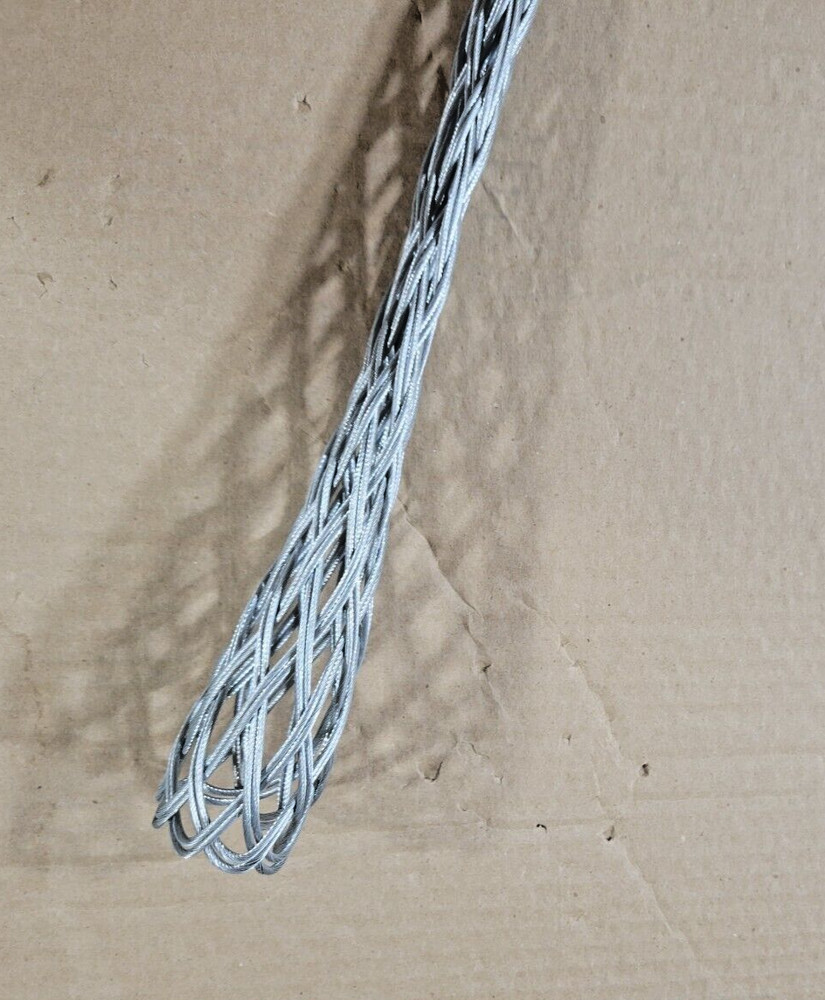 Legrand PL2502 M/L Duty Single Eye Pulling Grip 2.50"-3.50" Cable Diameter Range