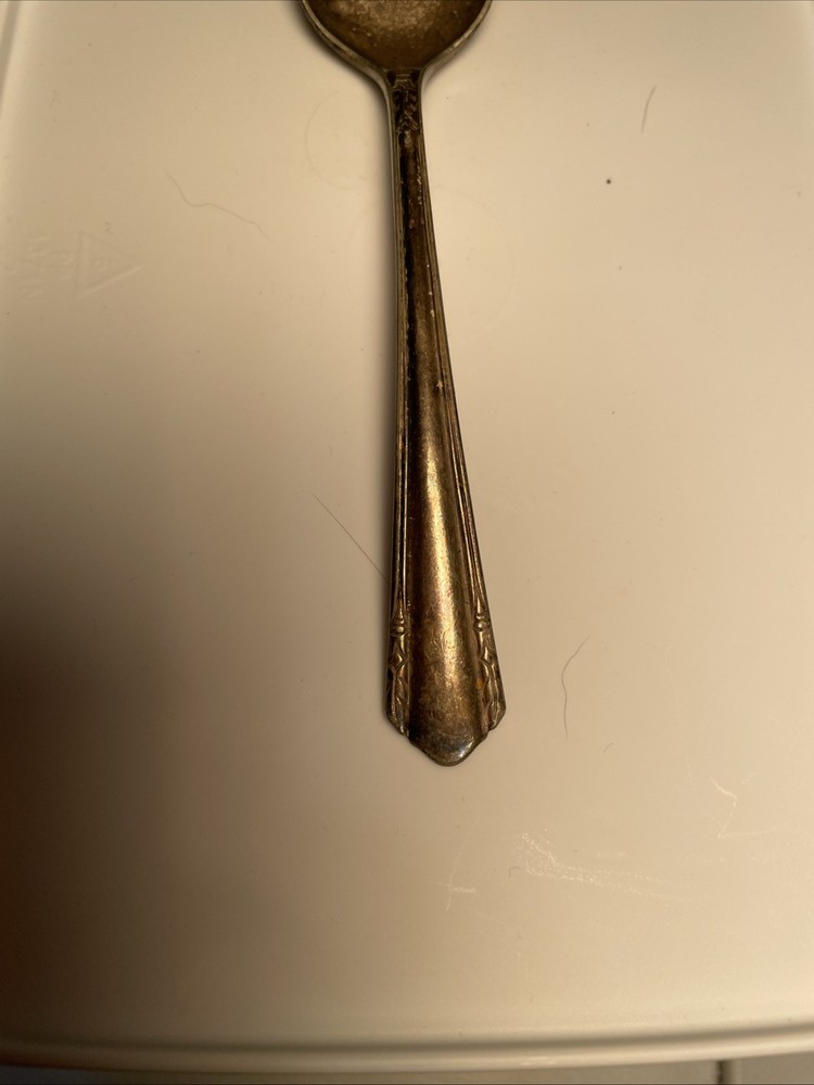 WM A. Rogers A1 Plus Oneida LTD. Malibu Silver Plate 7”L Spoon