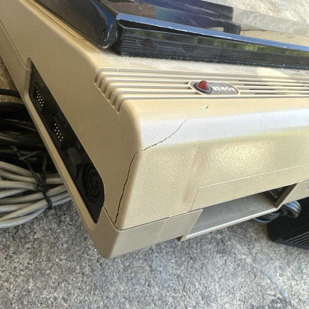Untested Parts?? Vintage Commodore 64 Computer in Box + Power Supply Manual
