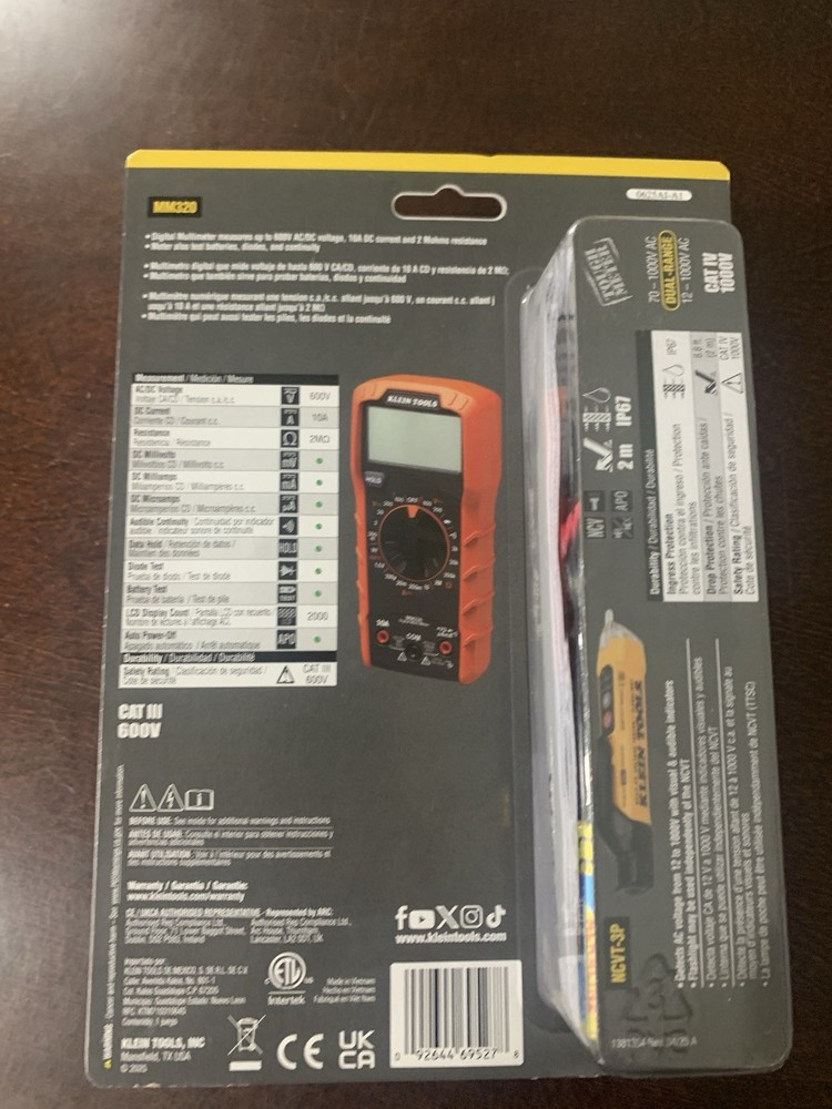 Klein Tools 25KIT1 Electrical Test Kit w/ MM320 Multimeter & Voltage Tester New