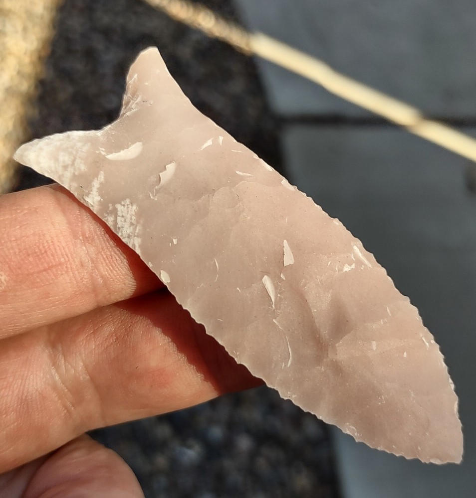 modern arrowhead Novaculite Dalton 3"