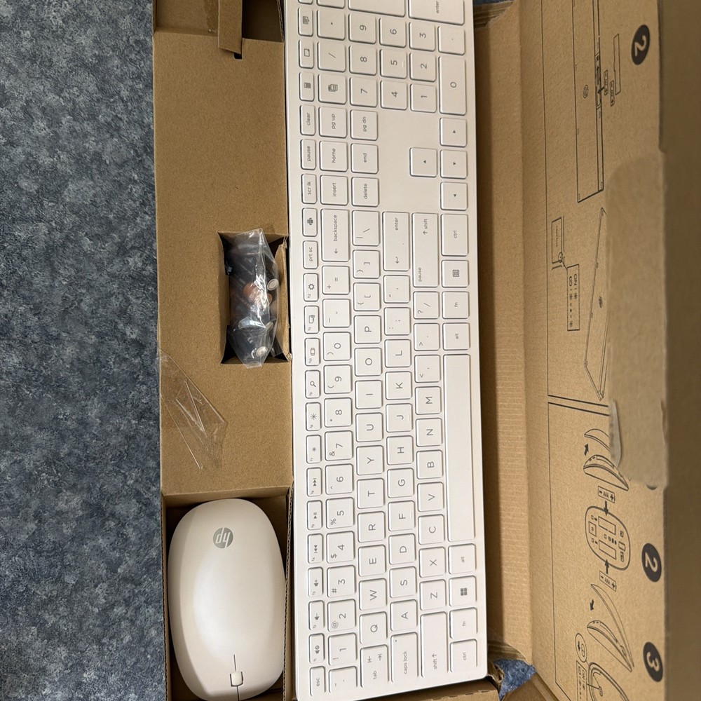 HP 710 White Wireless Keyboard Mouse Combo New
