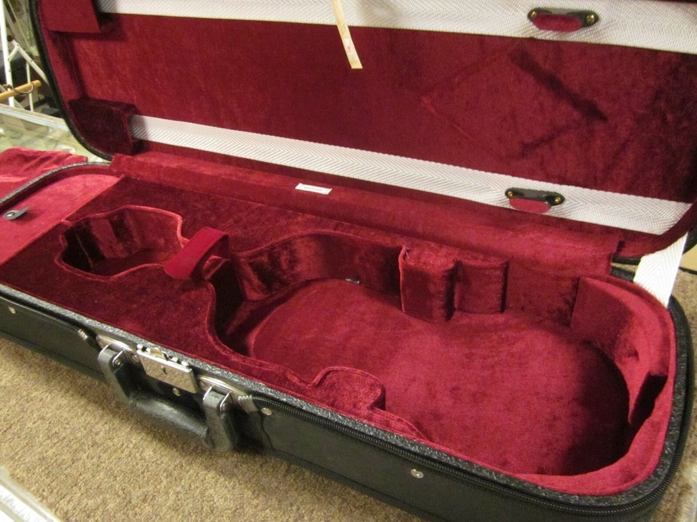 Knilling 1/2 size violin case - NOS item