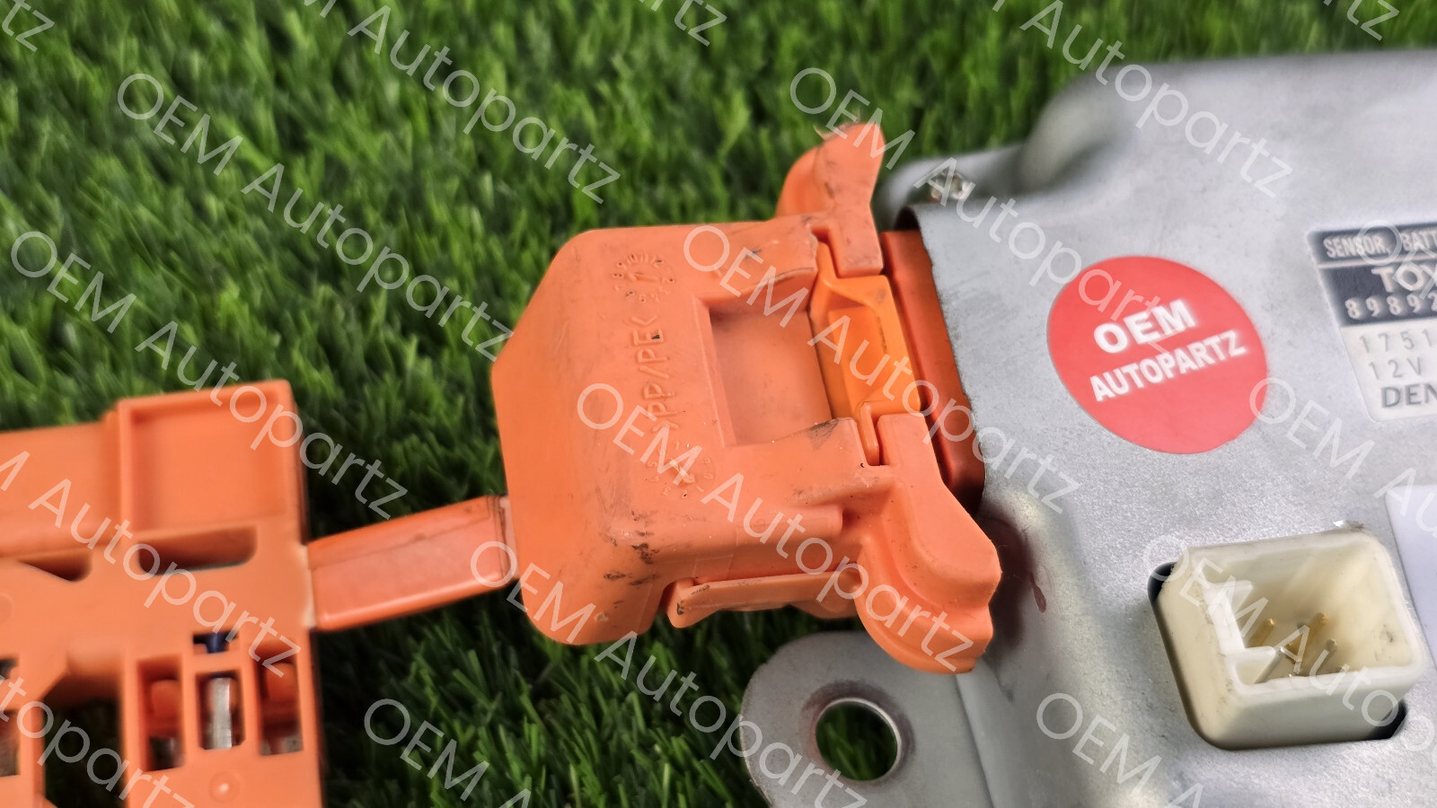 Toyota Camry 2012-2017 Hybrid Voltage Module & harness 89892-33020: Fits Avalon