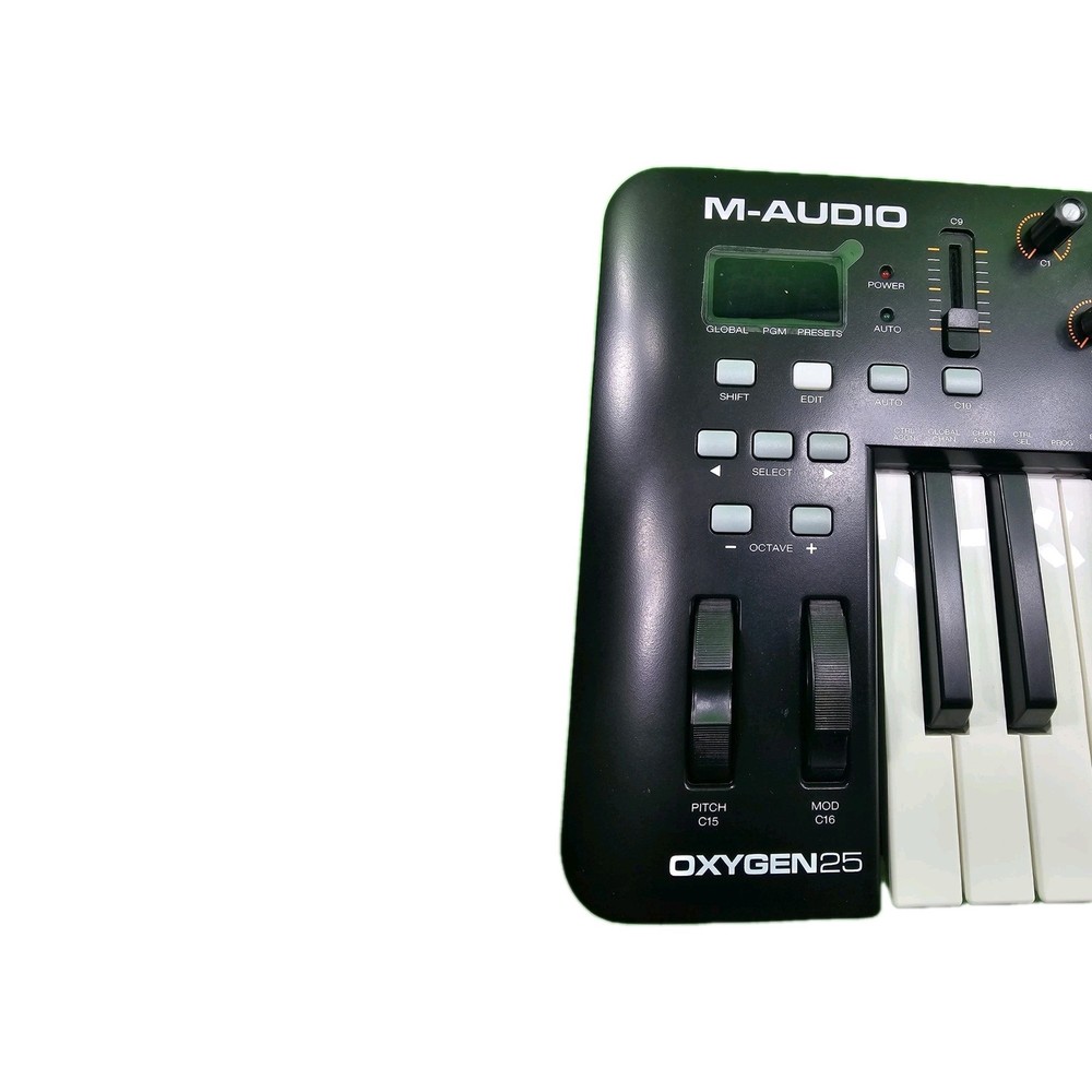 M-Audio Oxygen 25 Keyboard Controller USB Without power supply