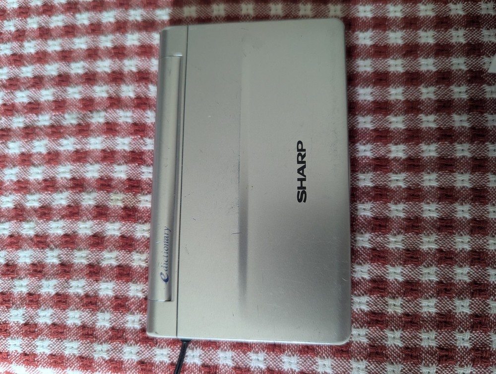 Sharp Electronic Dictionary PW-M800 Japanese