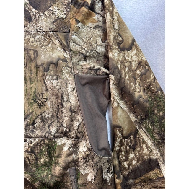 Realtree Chill Cutter Waterproof Windproof Scent Control SoftShell Jacket 3XL