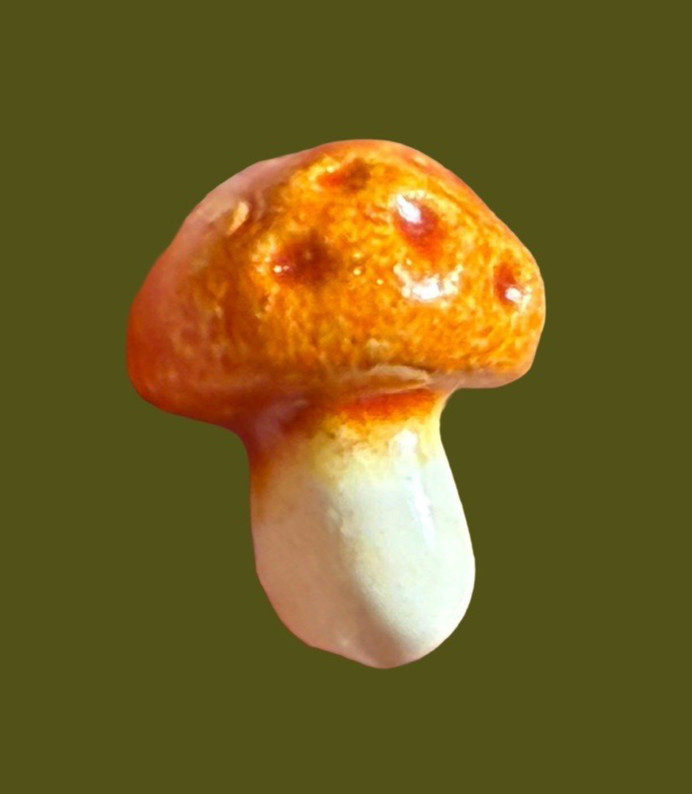 Adorable realistic hand painted ceramic  MUSHROOM BUTTON  5/8"