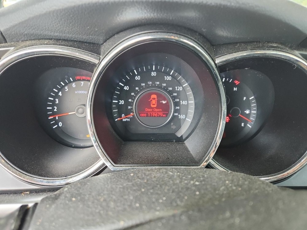 OPTIMAKIA 2011 Glove Box 4809367