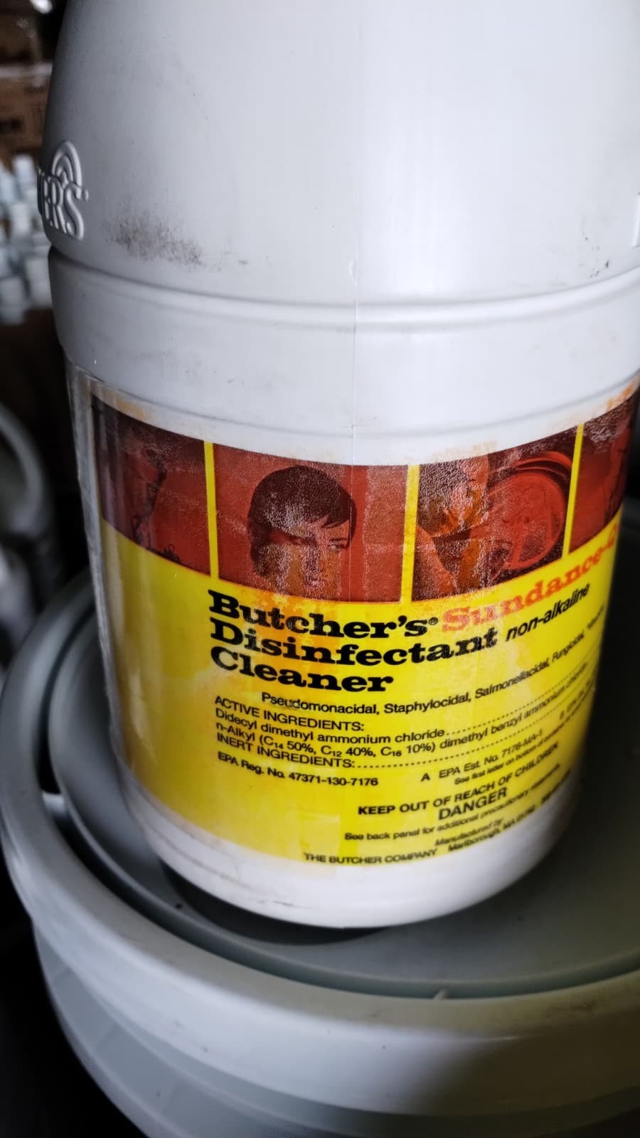 Lot of 36 Gallons – Concentrated Cleaning Products (Local Pickup Only)