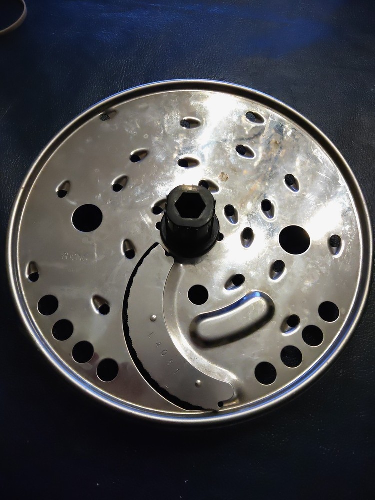 Hamilton Beach Type FP17 Food Processor Model 70575 Slicing Shredding  Disc