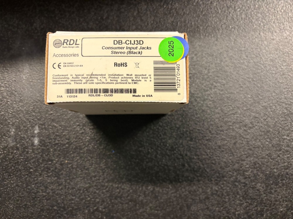 RDL (DB-CIJ3D) - Consumer Stereo Input Jack (Black)
