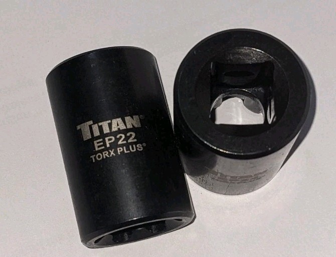 TITAN 2-PC EXTERNAL TORX PLUS SOCKET SET