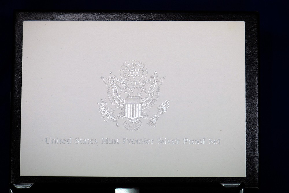 1995-s Premier SILVER Proof Set. Coins in Mint Made Custom Display Box