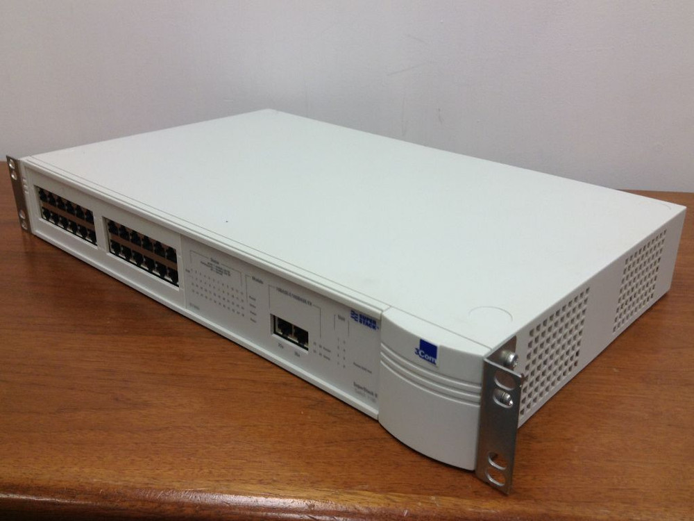 3Com - SuperStack II Switch 1100 - 24 Ports - 3C16950