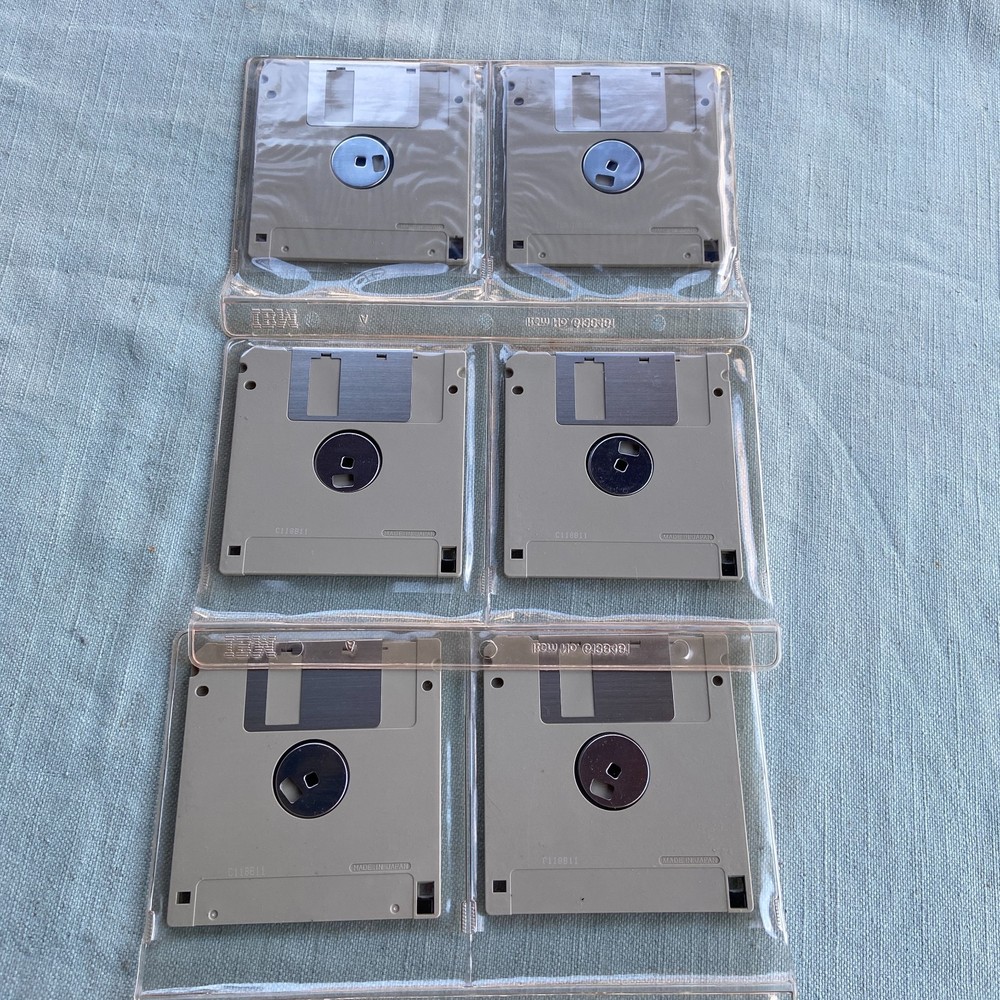 Vintage PC Computer Software IBM 1988 Display Graphics Drivers 3.5” Floppy Disk