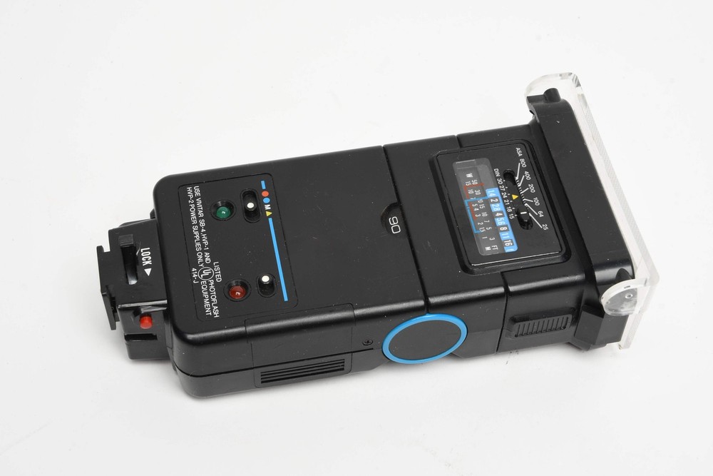 Vivitar Zoom Thyristor 2500 Shoe Mount Flash w/Diffuser, tested