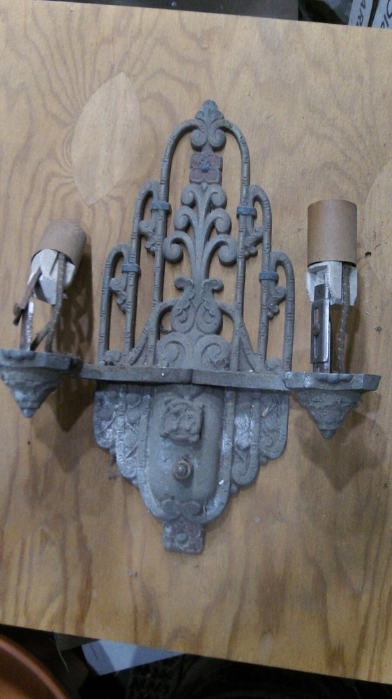Vintage Lighting Seven sconces by Riddle!