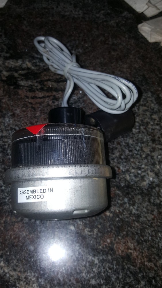 Sensus water meter 3/4" Reading 100 Cubic feet.