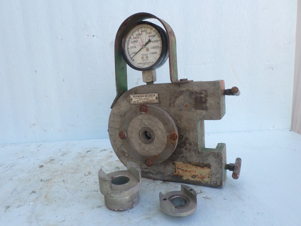 SKIDMORE WILHELM  Model M Bolt Tensioner