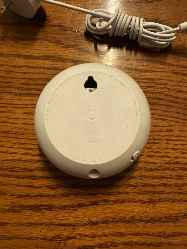 Google Home Mini 1st Gen Smart Speaker Google Assistant Gray Chalk, Used